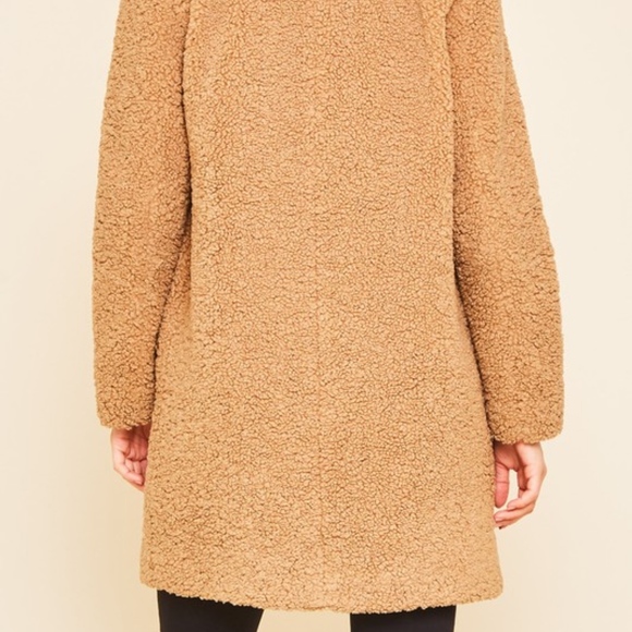 Last 1! NWT Tan Teddy Bear Button Down Coat - Picture 4 of 5